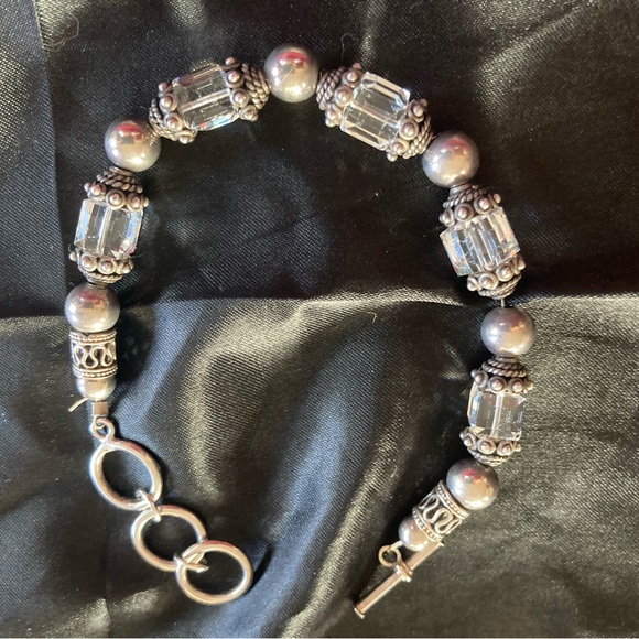 Silpada Swarovski Crystal & Sterling Bracelet- Catch the Light! - Picture 2 of 4